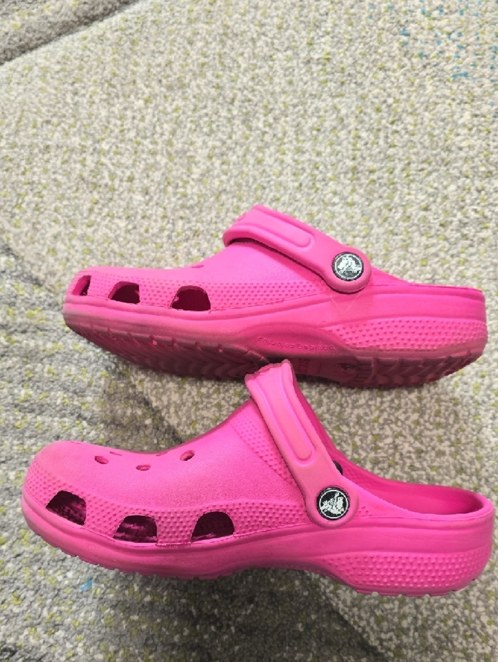 CROCS Kids' Classic Clog in Hot Pink - Picture 4 of 7